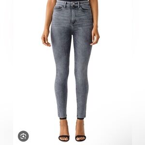 DL1961 Skinny Jeans